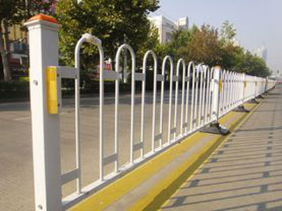 鋅鋼護(hù)欄制作